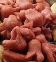 ร้านเรา ทอดลูกชิ้นสดใหม่ทุกวัน