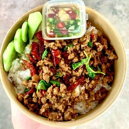 กะเพราพริกแห้ง รสเด็ด