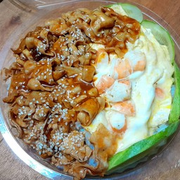 ข้าวหมูสไปซี่มิกซ์ ไข่ข้นกุ้ง