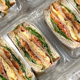 ครัวหลังบ้าน