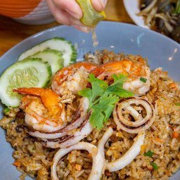 ข้าวผัดทะเล