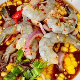 ยำข้าวโพดกุ้งสด