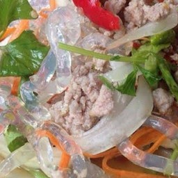 ยำเส้นแก้วหมูสับ