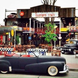 ผัดไท โรงอาหารราม่า อร่อยฝุดๆ