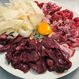 ร้านภูมิอีสานพื้นบ้าน(ภูมิสีเขียวเดิม)