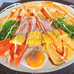 สั่งผ่านไลน์แมนใหม่ได้เลยครับ ร้านเดียวกันครับ