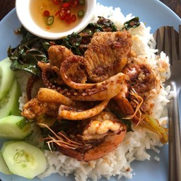 พริกแกงรวมมิตร(กับข้าว)