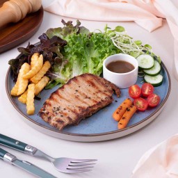 สเต็กหมูพริกไทยดำ