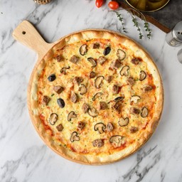 พิซซ่าไส้กรอกอิตาเลี่ยน