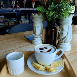 HOT MOCHA