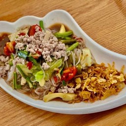 ตำก๋วยจั้บอุบล