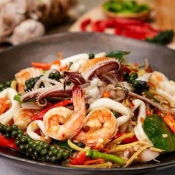 ผัดฉ่า ราดข้าว