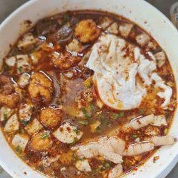 เกาเหลาเกาใจ สาวอุบล