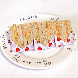 [อร่อยซ่ากับโค้ก] มินิ แซนด์วิช ทูน่าคอร์นสลัด +  โค้ก ไม่มีน้ำตาล (กระป๋อง) 