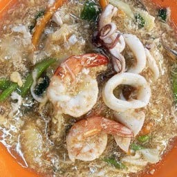 ราดหน้าทะเล
