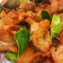 หมูทอดใบมะกรูด