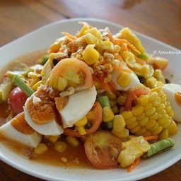 ตำข้าวโพดไข่เค็ม