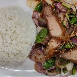 ตามสั่งพาพริ้ว