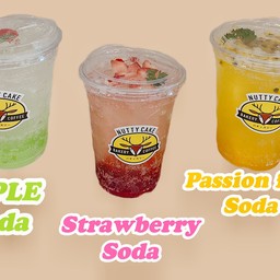 สตอเบอรี่ โซดา