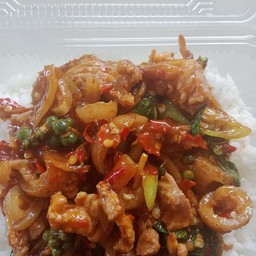 ผัดเผ็ดหมูป่า