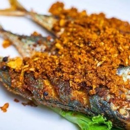 ปลาทูทอดขมิ้น