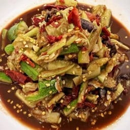 ดูดนิ้วแซ่บเมืองอุบล