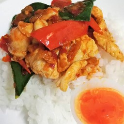 ข้าวไก่พริกแกง