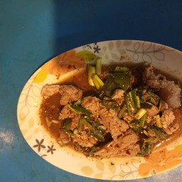 น้ำตกเนื้อ