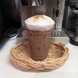 ปุ้กลุ้กคอฟฟี่ ทิพวัล ซอย55