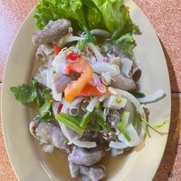 ยำไส้อ่อน