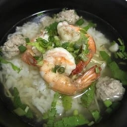 กะเพราน้องแว่น