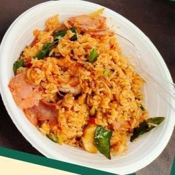 ข้าวผัดต้มยำเบคอน เมนูแนะนำ