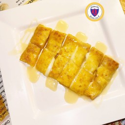 โรตีชีส(ทางร้านจะราดนม หากไม่รับนม โปรดระบุ)