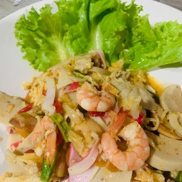 ยำมาม่ารวมทะเลน้ำข้น