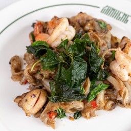 เส้นใหญ่ขี้เมา