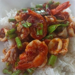 พริกแกงทะเล+ฟรีไข่ดาว