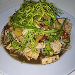 ตำขนมจีนปลาร้า(ใส่หมูยอ)