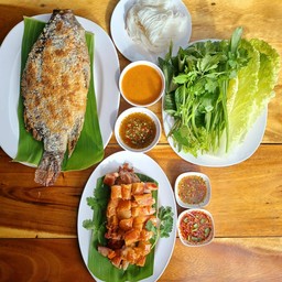 เมี่ยงปลาเผา จันทร์เจ้า ส้มตำ&อาหารอีสาน