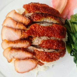 ข้าวหน้าเป็ดย่าง+หมูแดง