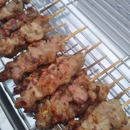 หมูปิ้ง หมึกย่างรสเด็ด หมูปิ้ง หมึกย่างรสเด็ด บ้านใบ