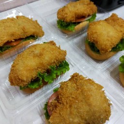 บ้านขนมเตยกะเติ้ล