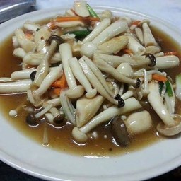 เห็ดรวมผัดน้ำมันหอย