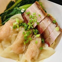 เกี๊ยวกุ้งหมูกรอบ