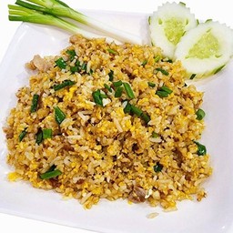 ข้าวผัดไก่