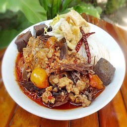 แม่เหนือ ขนมเส้น ข้าวซอย พระราม2-แสมดำ