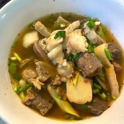 ต้มแซ่บเครื่องในเนื้อเปรี้ยว