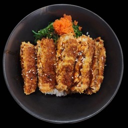 ข้าวเทอริยากิแซลมอนทงคัตสึ