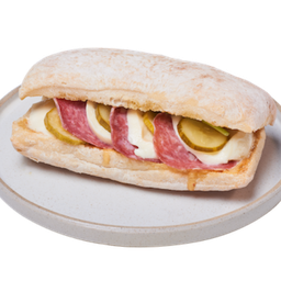 J2 Salami & Pickle sandwich แซนวิชซาลามี่กับผักดอง