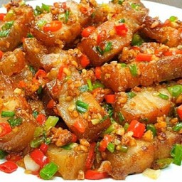 หมู3ชั้นคั่วพริกเกลือ