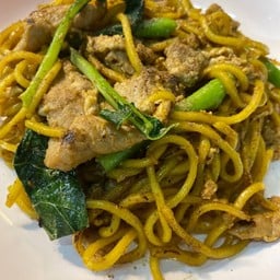 ผัดซีอิ๊วเส้นยากิโซบะ